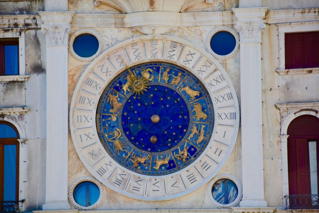 Previsões de cada signo para 2022