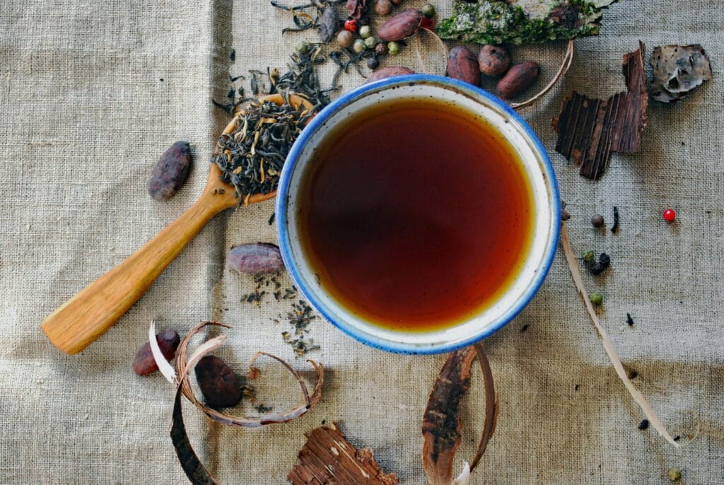 Chá para gripe: 5 receitas eficazes para você fazer em casa