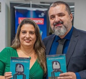 Jardel Estevão e Daniela Palhuca