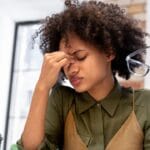 7 sinais de que você está esgotada (e como recuperar sua energia)