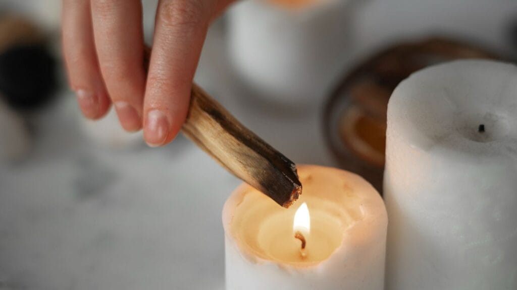 Ritual com velas para abrir caminhos antes de 2026