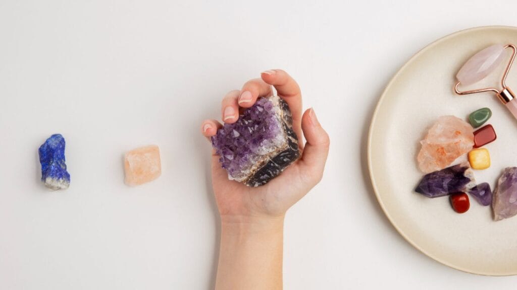 Ametista ou Citrino? Conheça o cristal de cada signo